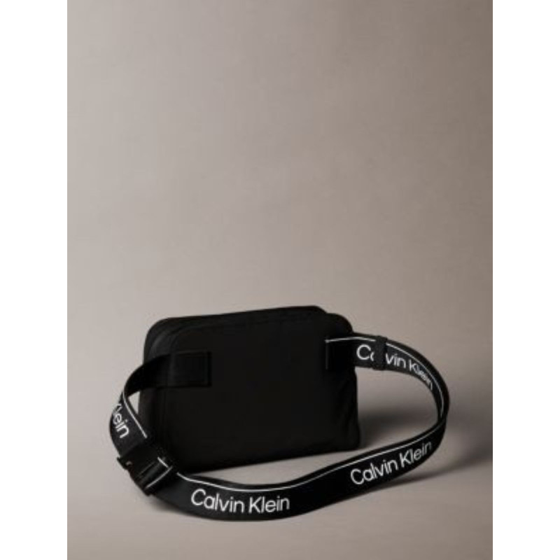 Calvin Klein Riñonera deportiva CK