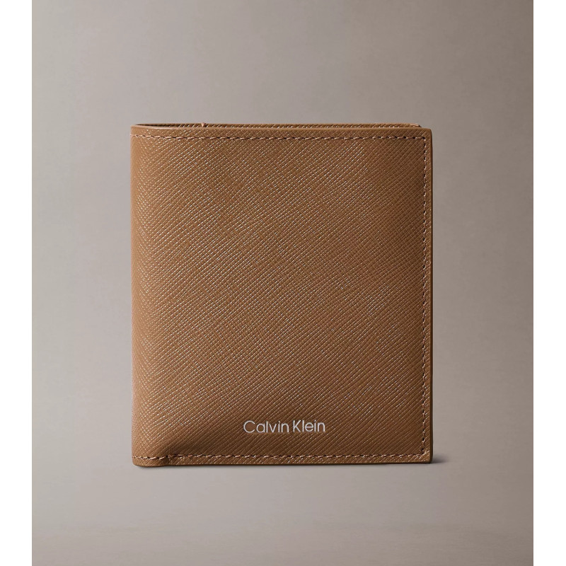 Calvin Klein Billetera Plegable Saffiano Caribù