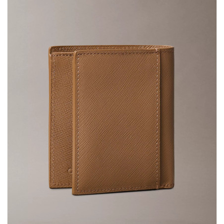 Calvin Klein Billetera Plegable Saffiano Caribù