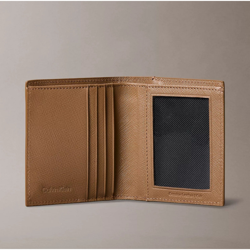 Calvin Klein Billetera Plegable Saffiano Caribù