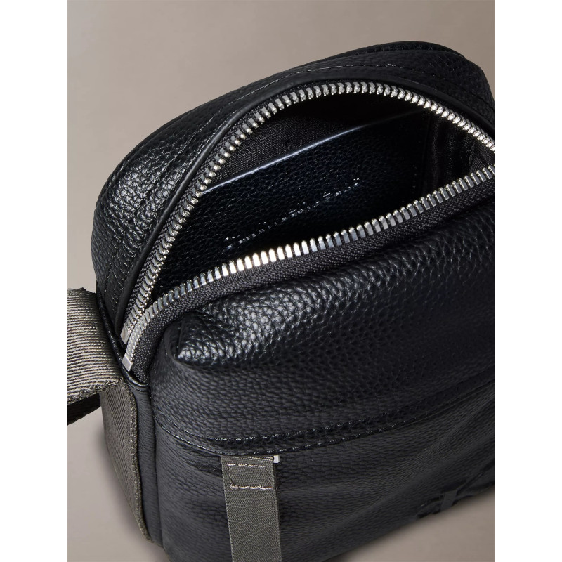 Calvin Klein Bolso Negro Reportero Calvin Klein Bolso Negro Reportero